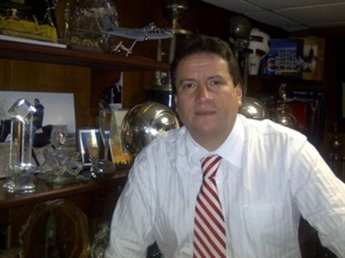 César Pastrana, presidente de Independiente Santa Fe, negó haber renunciado a su cargo