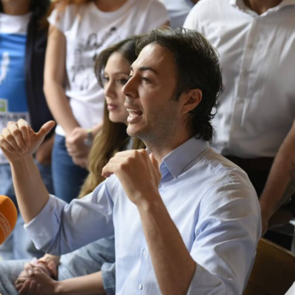 Quintero insiste que encontró la fórmula para congelar los servicios públicos