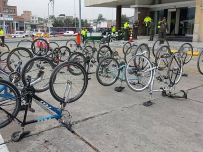 Ciclistas protestan en la Plaza de Bolívar por incremento de robos