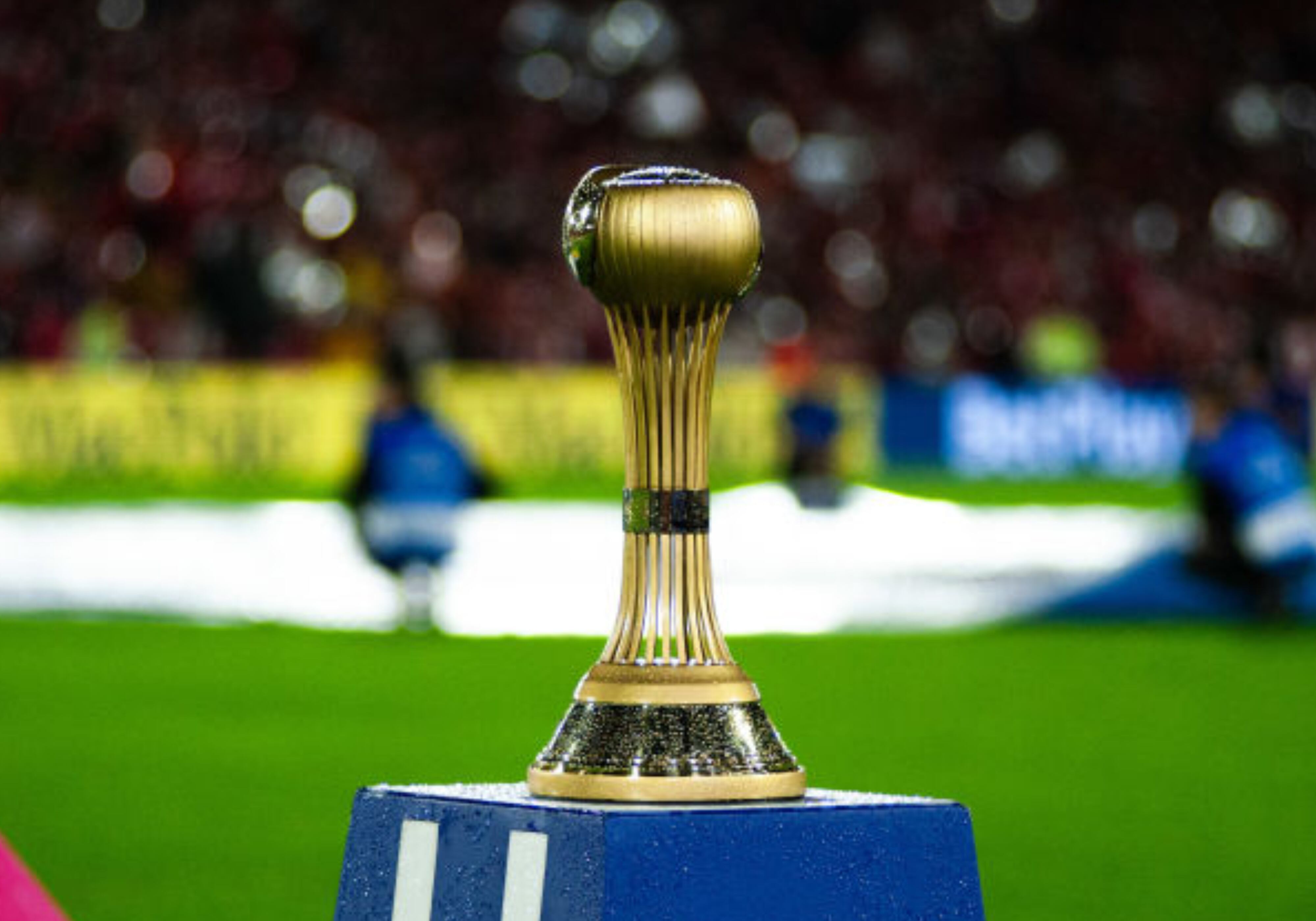 Trofeo de la liga colombiana. (Photo by: Sebastian Barros/Long Visual Press/Universal Images Group via Getty Images)