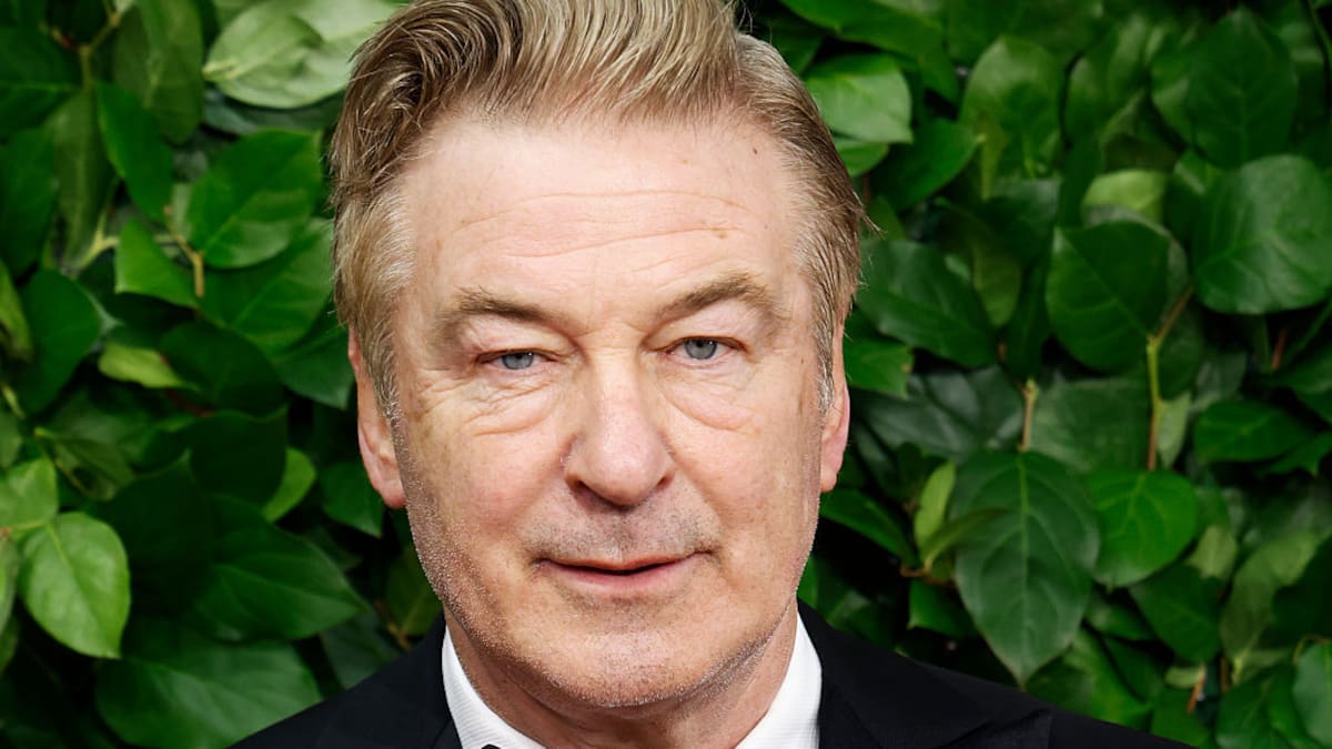 Alec Baldwin enfrentará un juicio civil para determinar si disparó negligentemente en el set de Rust