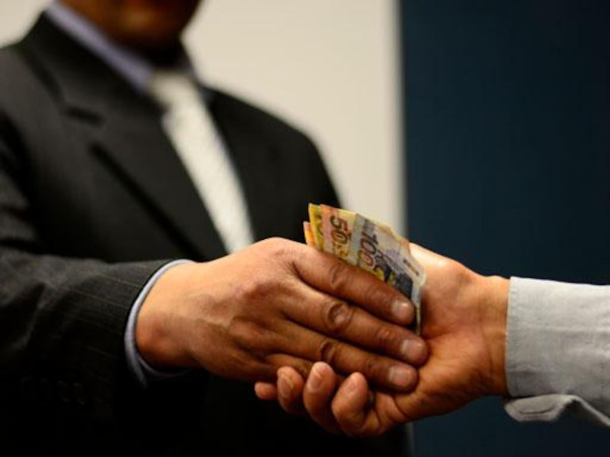 Transparencia por Colombia reportó ligera mejora en índice de percepción de corrupción