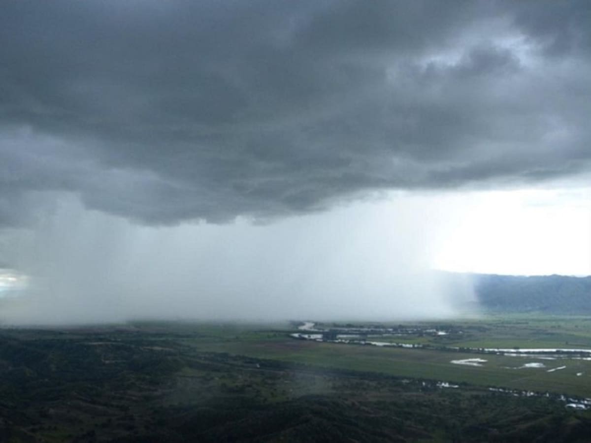 Maquinaria pesada para atender emergencia invernal en Ginebra