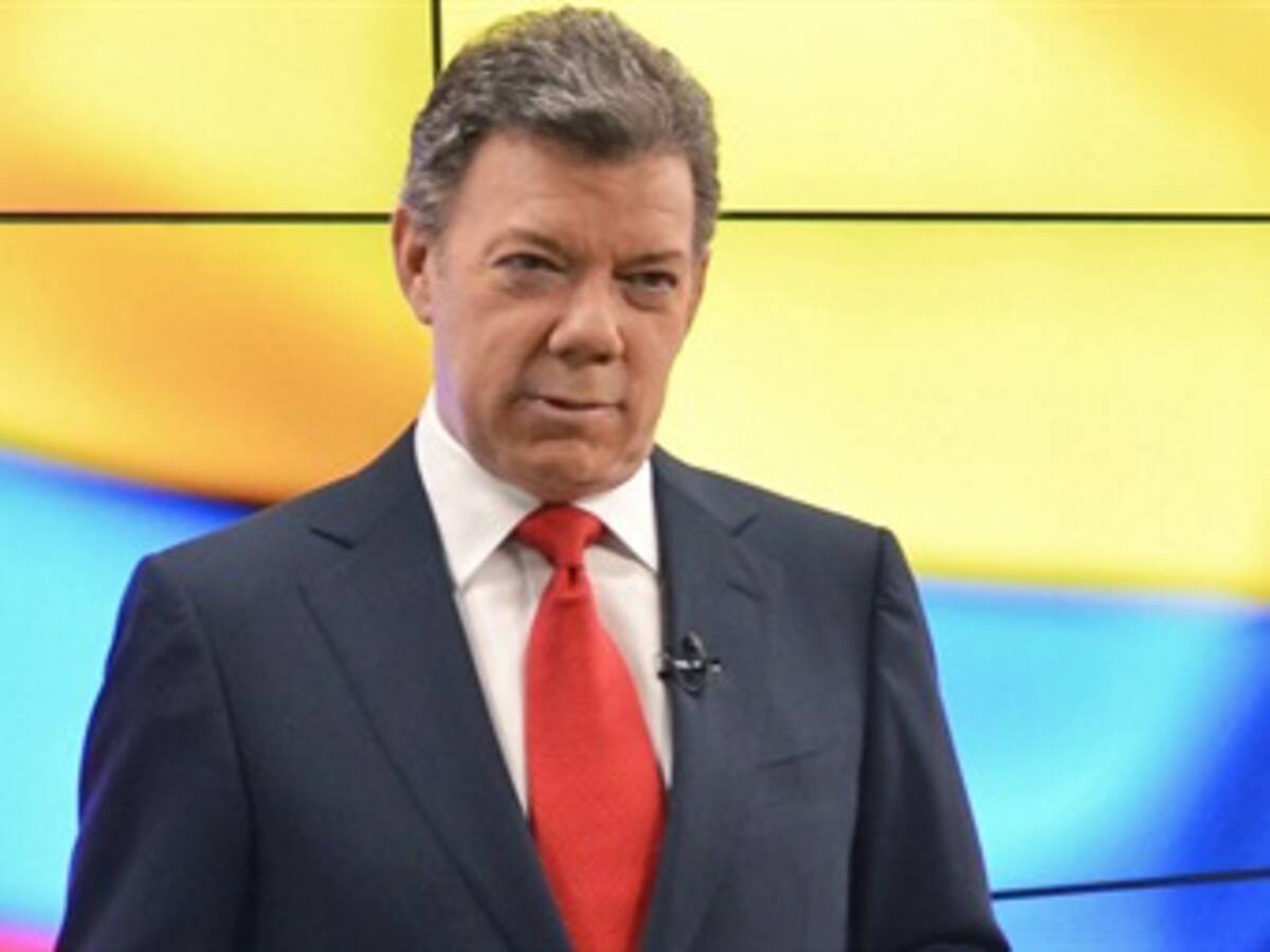 Se desploma la imagen del presidente Santos