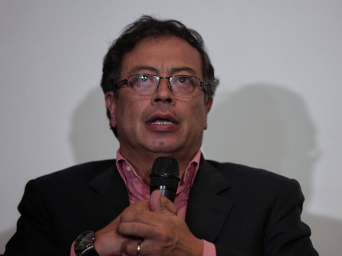 Juventudes Liberales que están con Petro apoyaron al candidato en Medellín