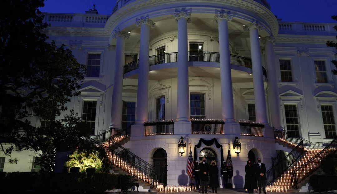 Conmemoración a los más de 500.000 muertos por coronavirus en Estados Unidos.