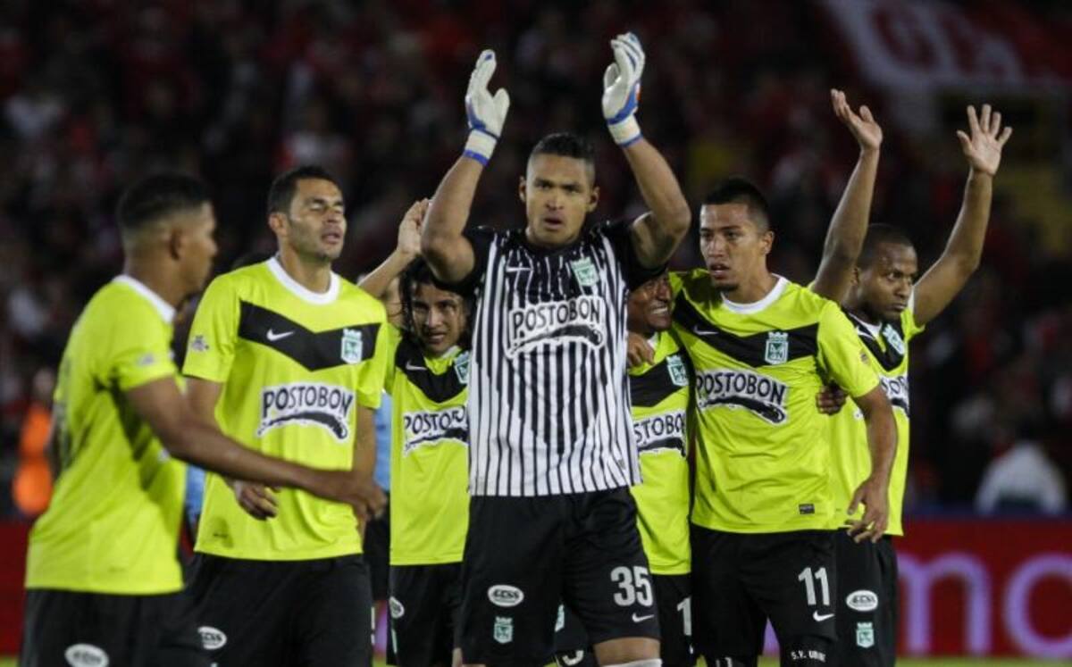 Los jugadores de Atlético Nacional celebran.