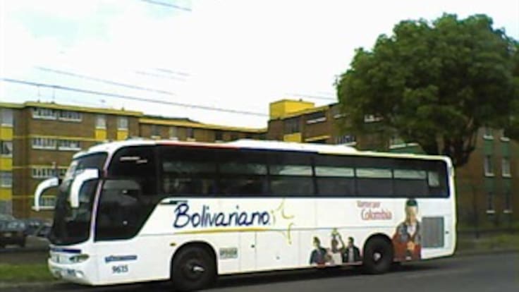Extorsión, principal hipótesis de la Fiscalía sobre explosión en bus en Bogotá