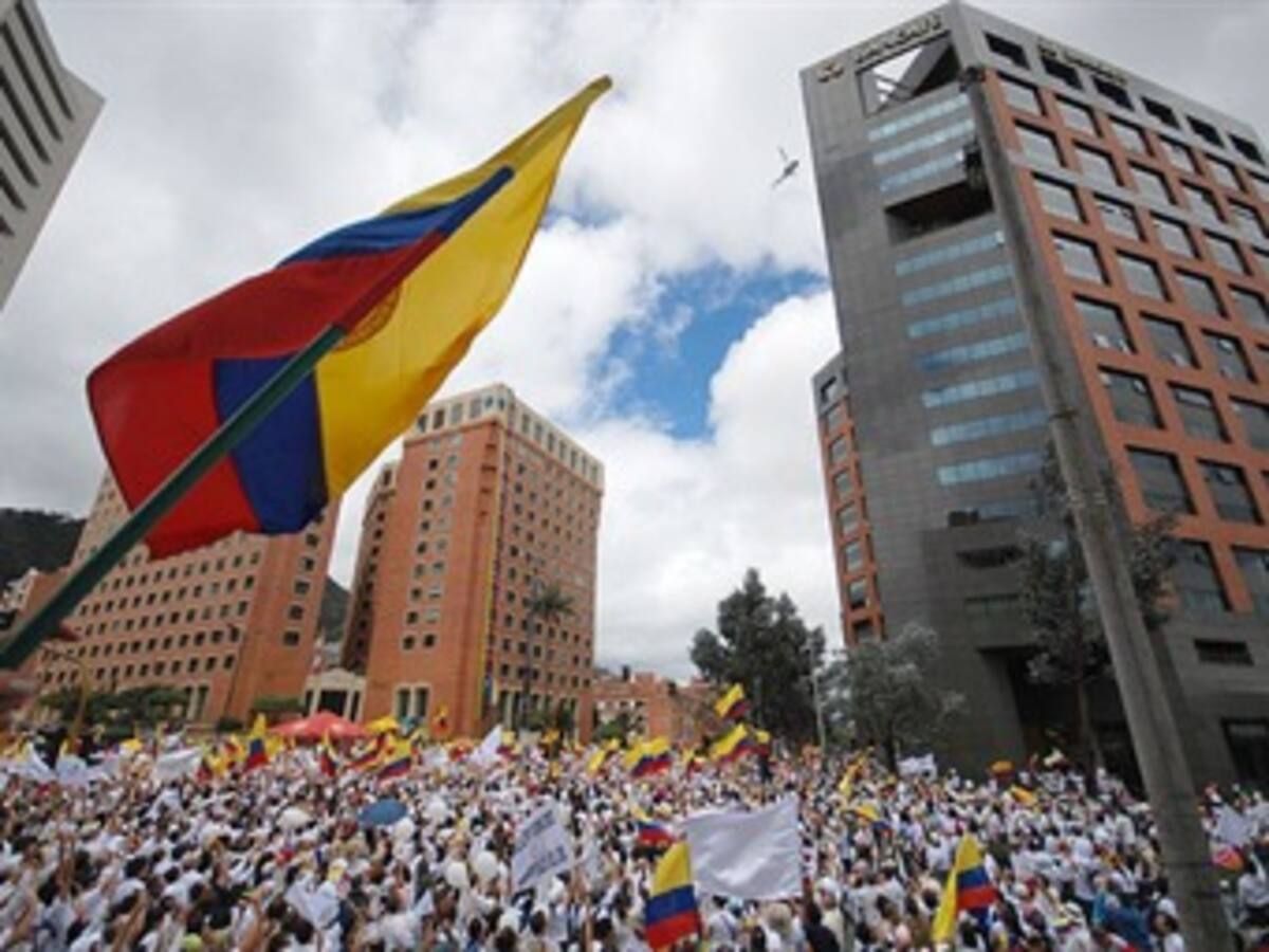 Marcha del 9 de abril es en contra de la violencia y a favor de las víctimas: Santos
