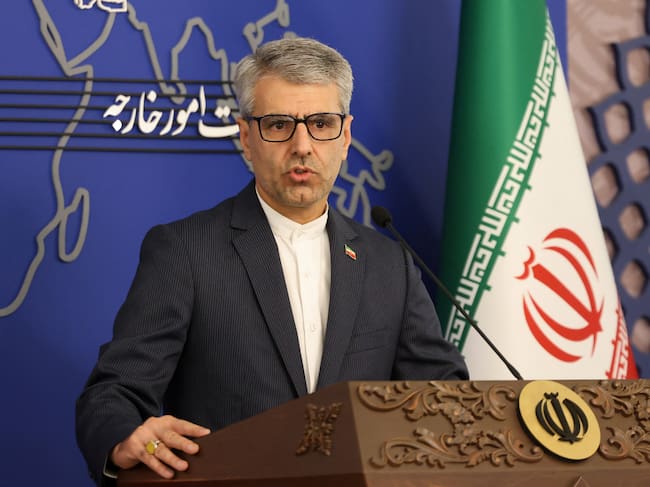 El portavoz del Ministerio de Relaciones Exteriores de Irán, Esmaeil Baghaei (Crédito: ATTA KENARE / AFP)
