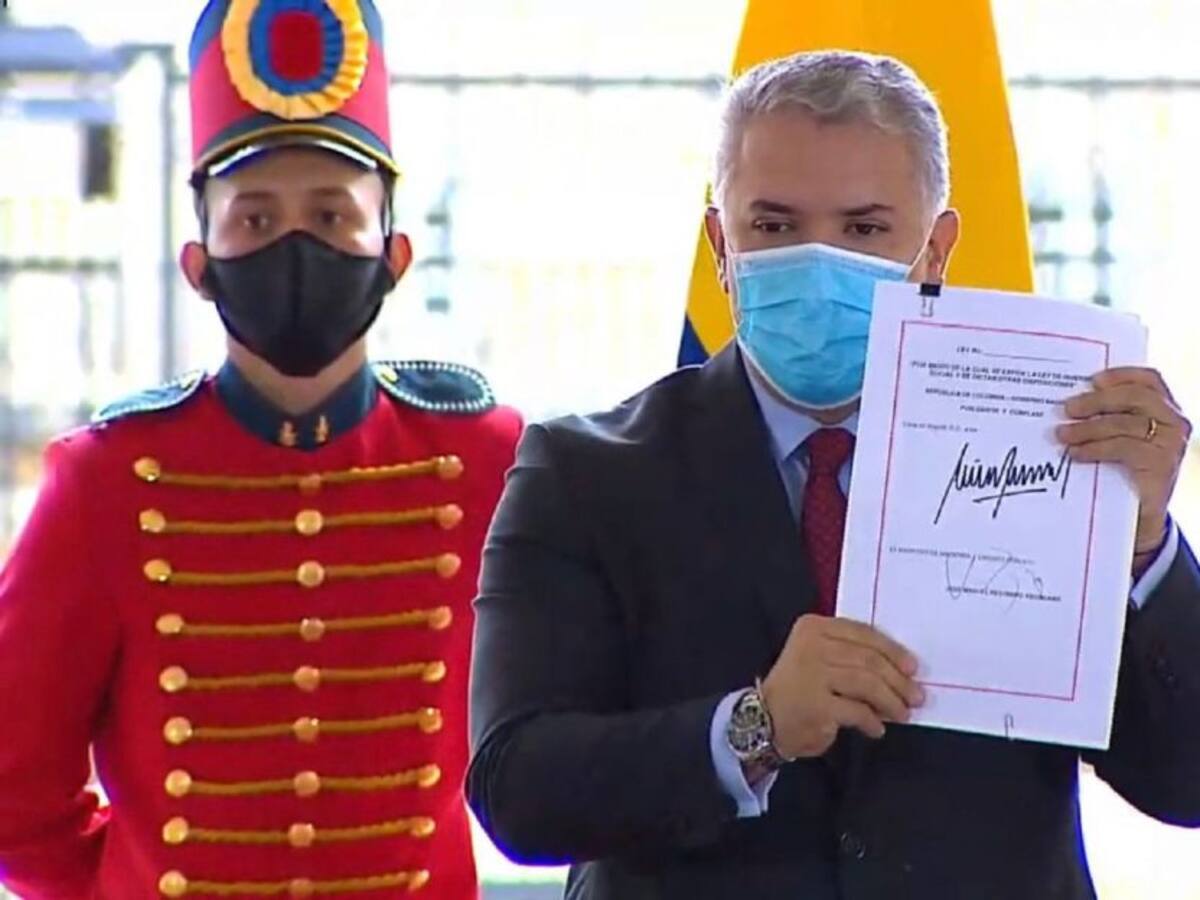 Presidente Duque sancionó la Reforma Tributaria