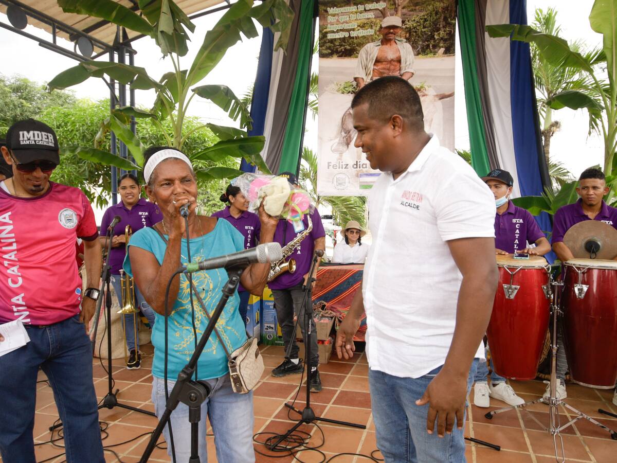 Alcaldía de Santa Catalina celebra con más de 500 labriegos el Día del Campesino