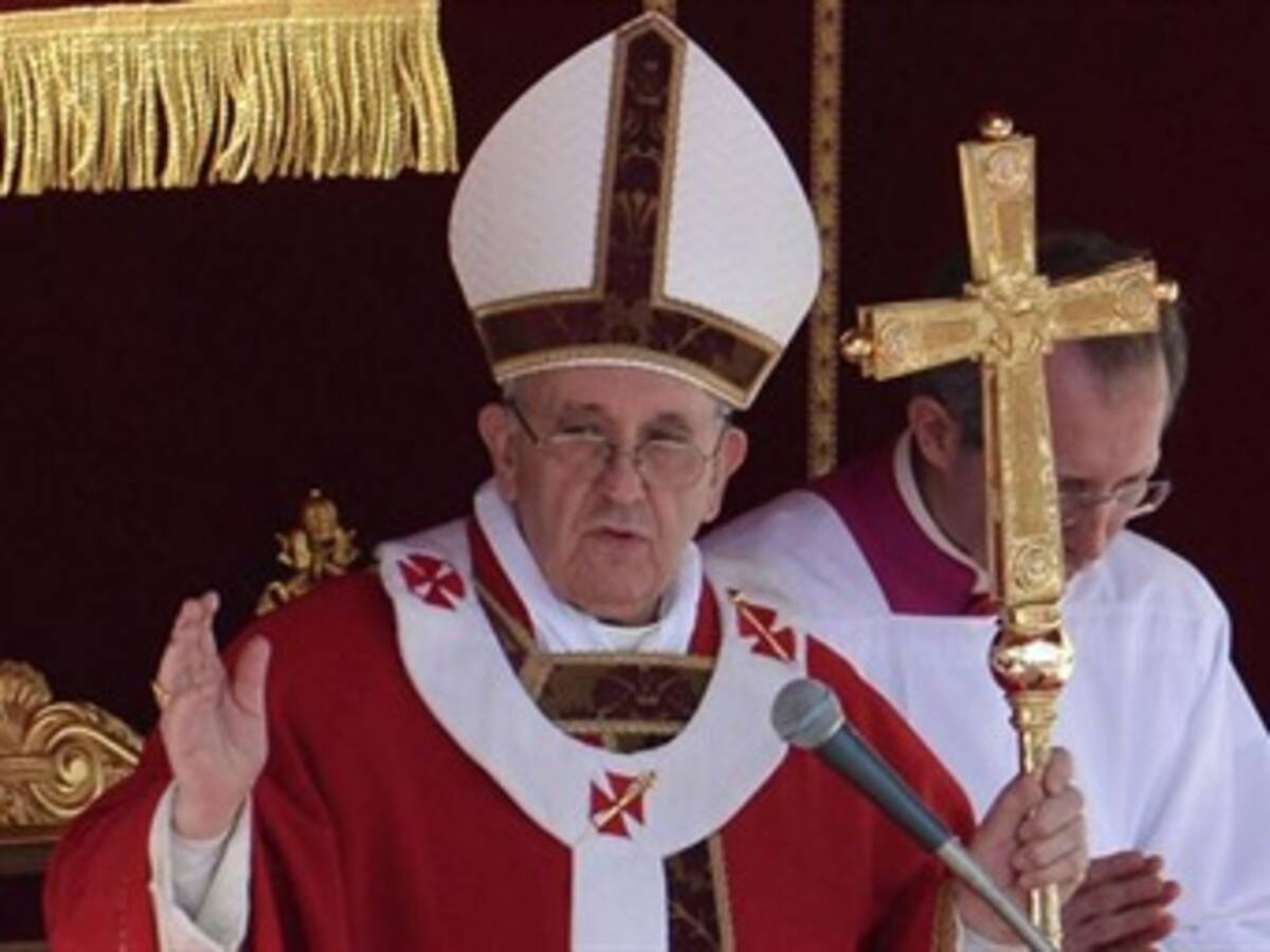 Papa Francisco bautizará y confirmará hoy a cuatro adultos en el Vaticano