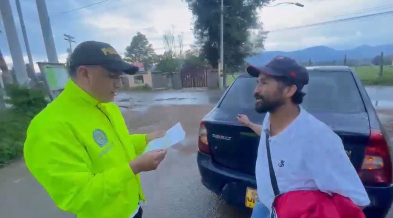 Captura de hombre señalado presuntamente de cometer delitos sexuales contra su hija en Tenjo, Cundinamarca. Foto: Policía