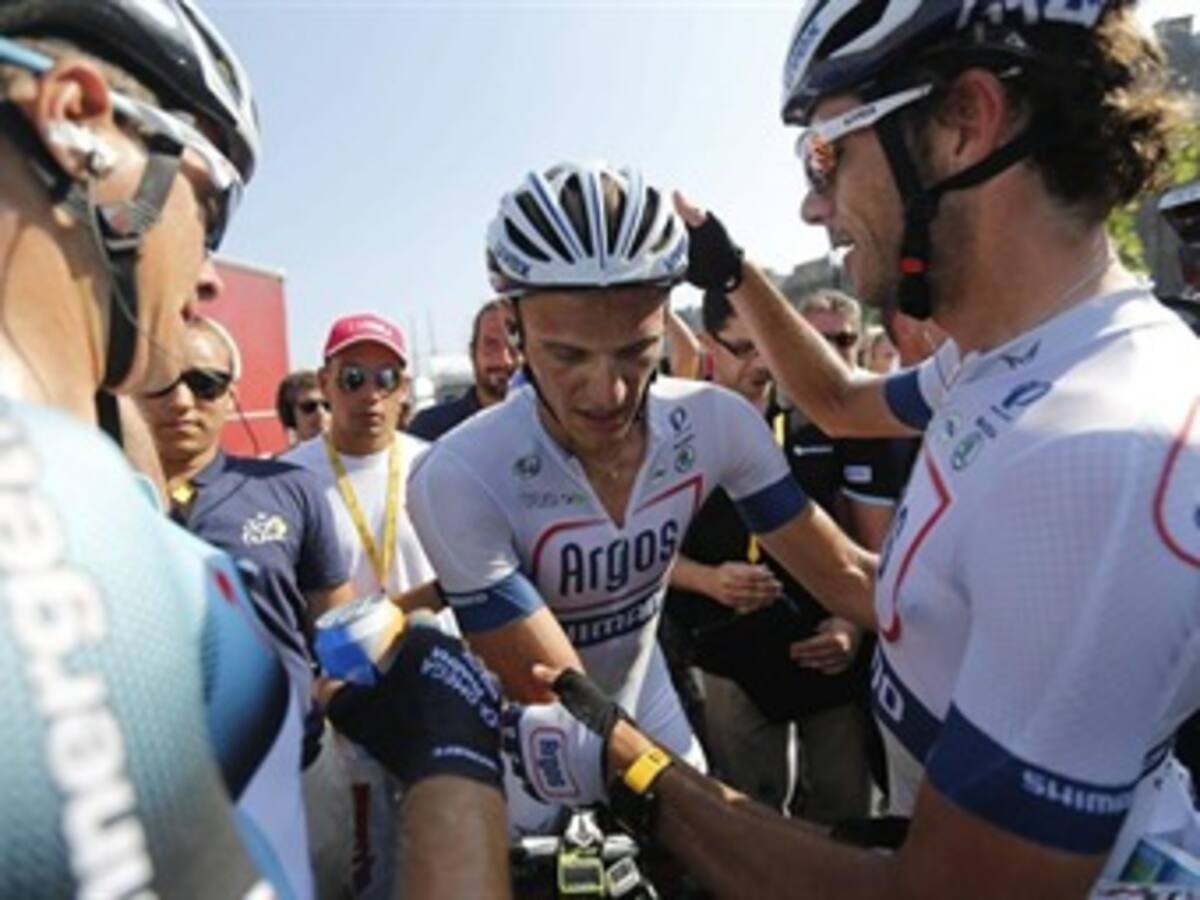 El alemán Marcel Kittel repitió victoria en el inicio de la segunda semana del Tour