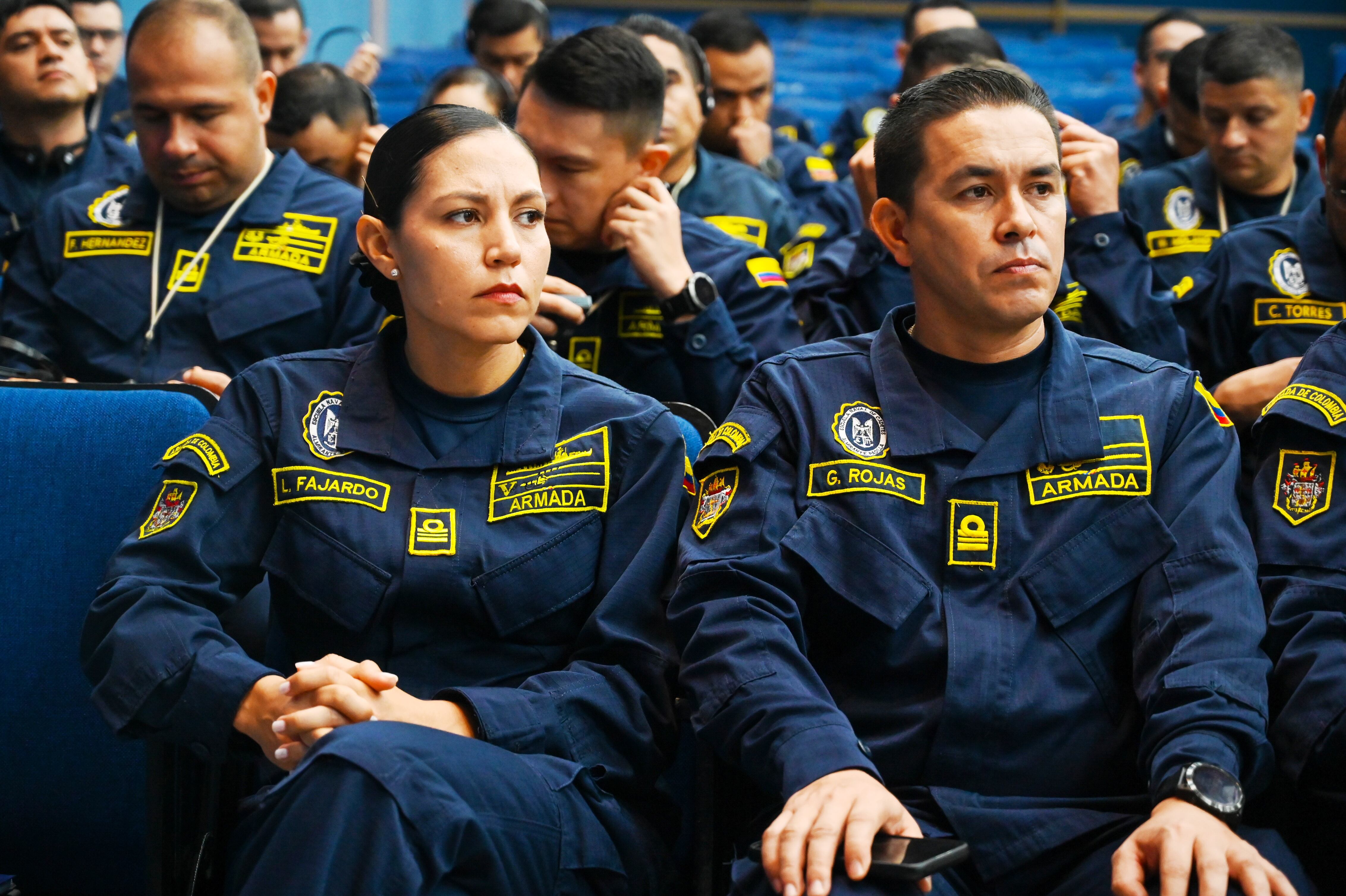 Armada fortalece habilidades de estrategia y toma de decisiones en seminario especializado