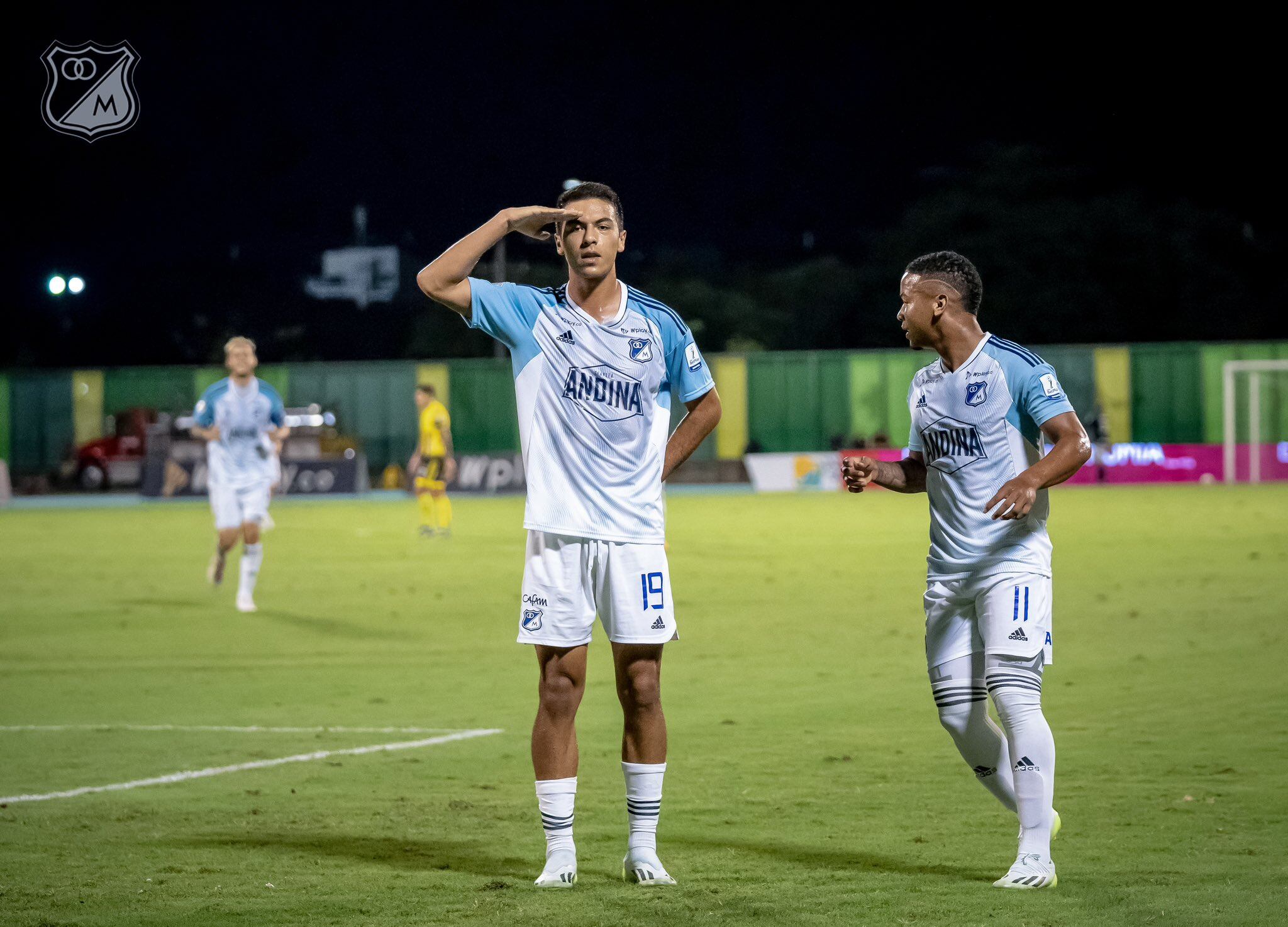 Juan Esteban Carvajal anotó su primer gol como profesional con Millonarios / @MillosFCoficial