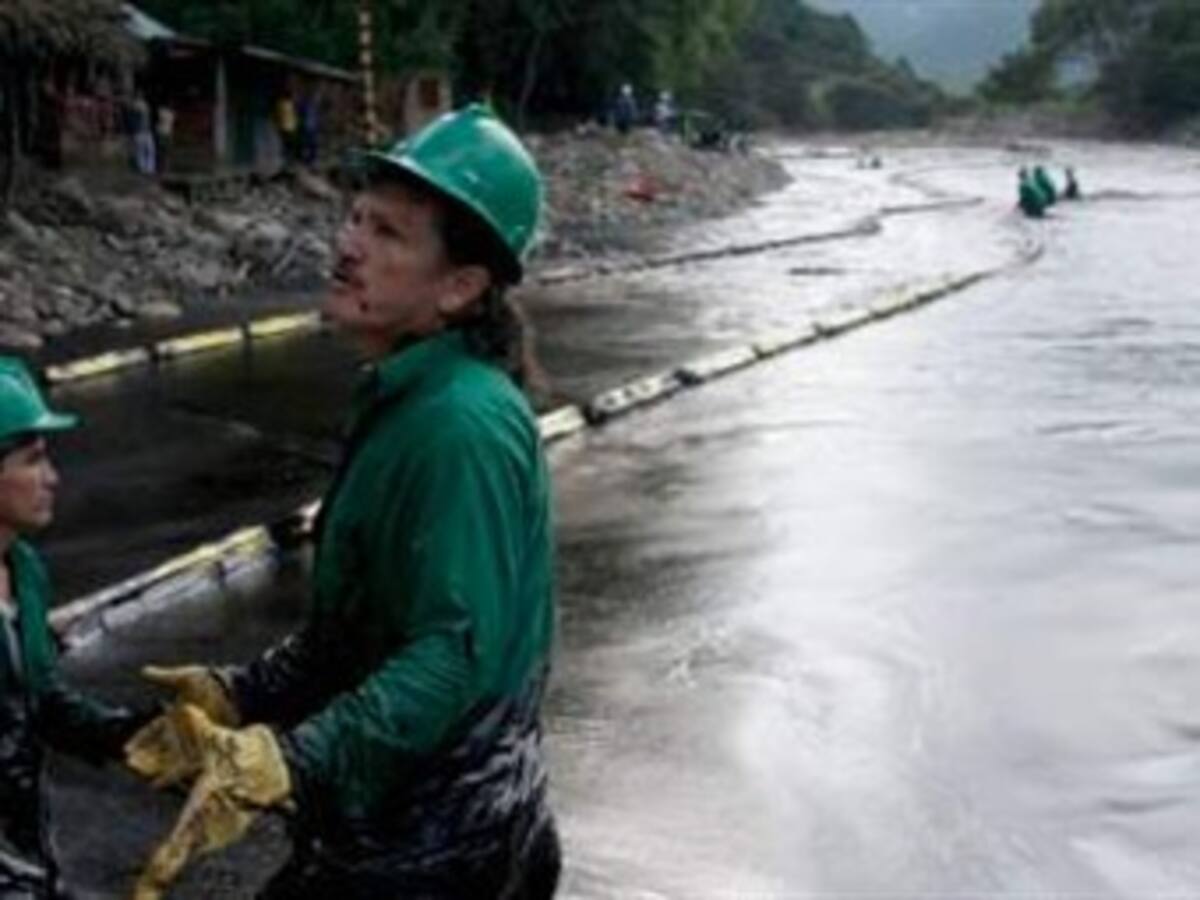 En las últimas horas se logró controlar la emergencia en la cuenca del Río Dagua