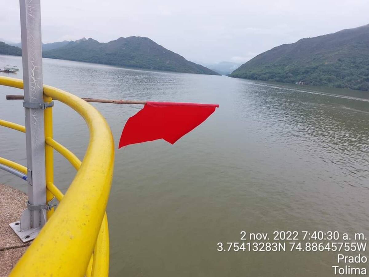 Desde hace once años no se hacía apertura de compuertas de la represa de Prado