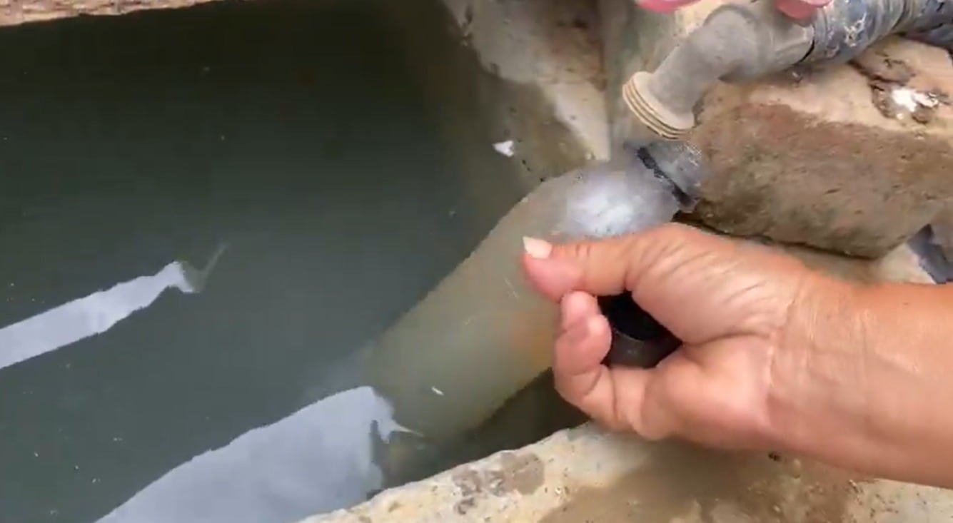 Habitantes de Montevideo II en Villa del Rosario, denuncian que el agua llega turbia y con mal olor. / Foto: Cortesía comunidad.