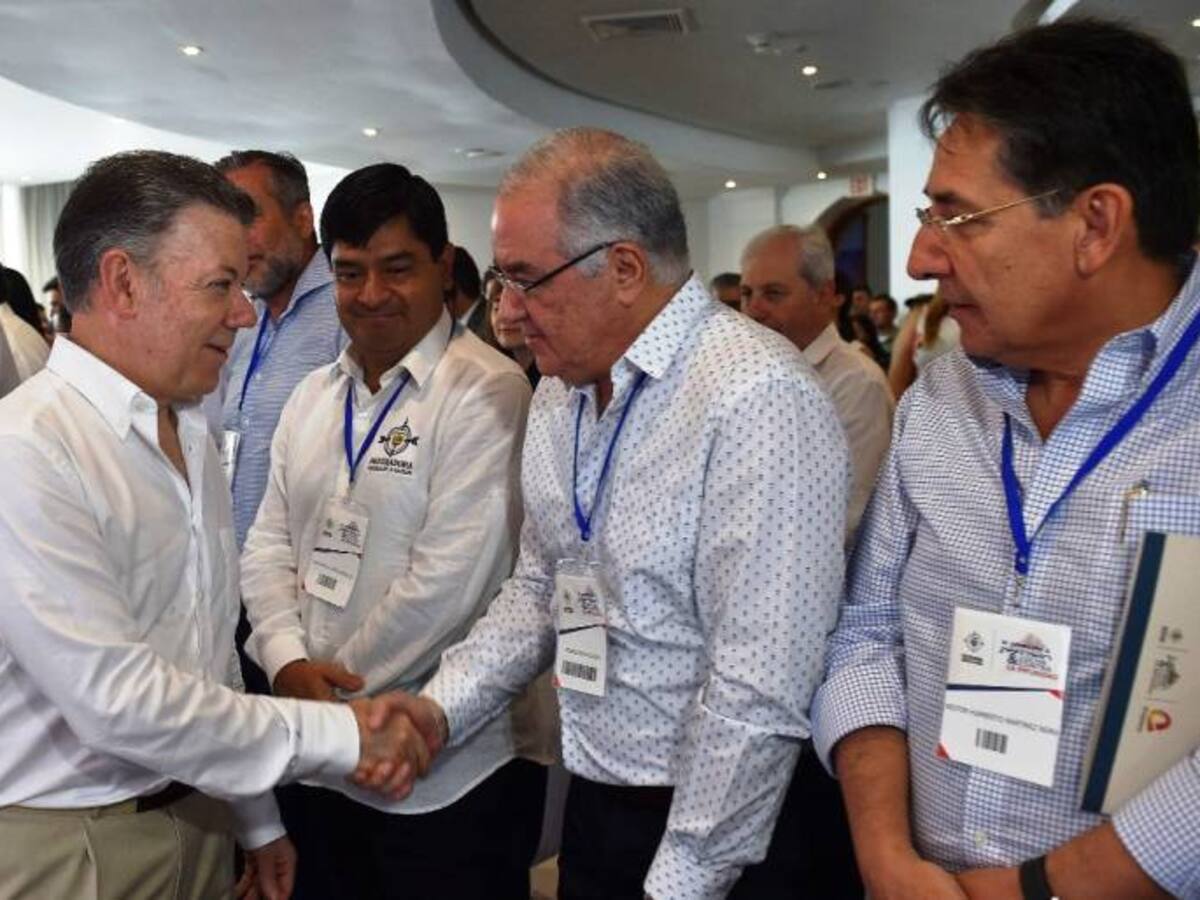 Santos solicitó al Congreso reglamentar urgente comportamiento de la JEP