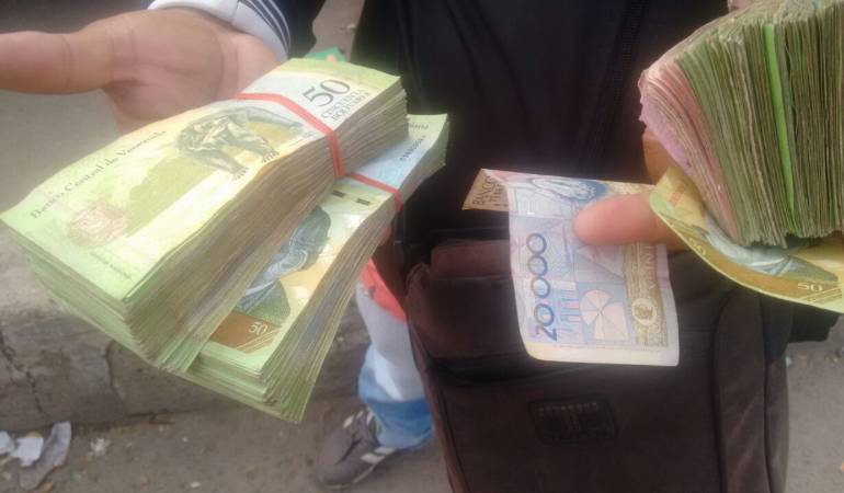 Billetes de cincuenta bolívares