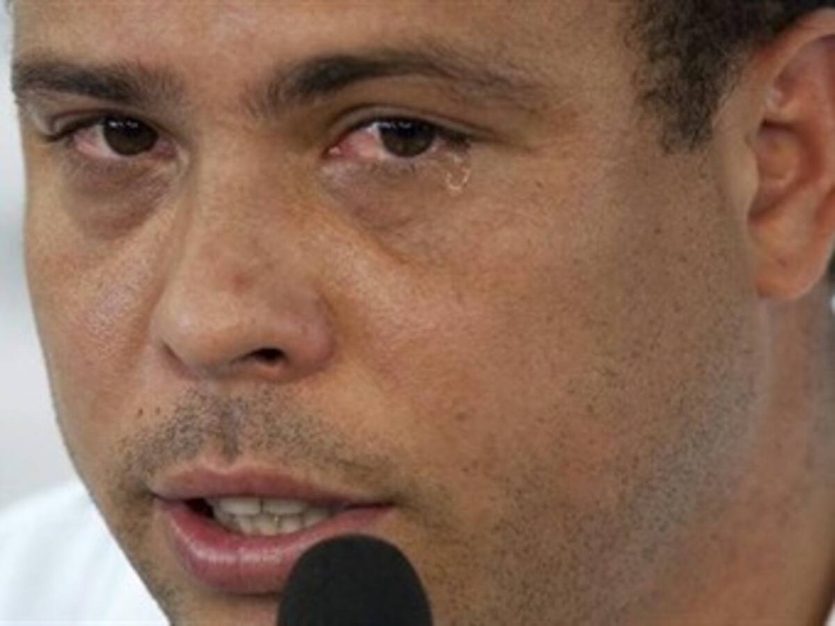 Entre lágrimas, Ronaldo anunció su retiro del fútbol