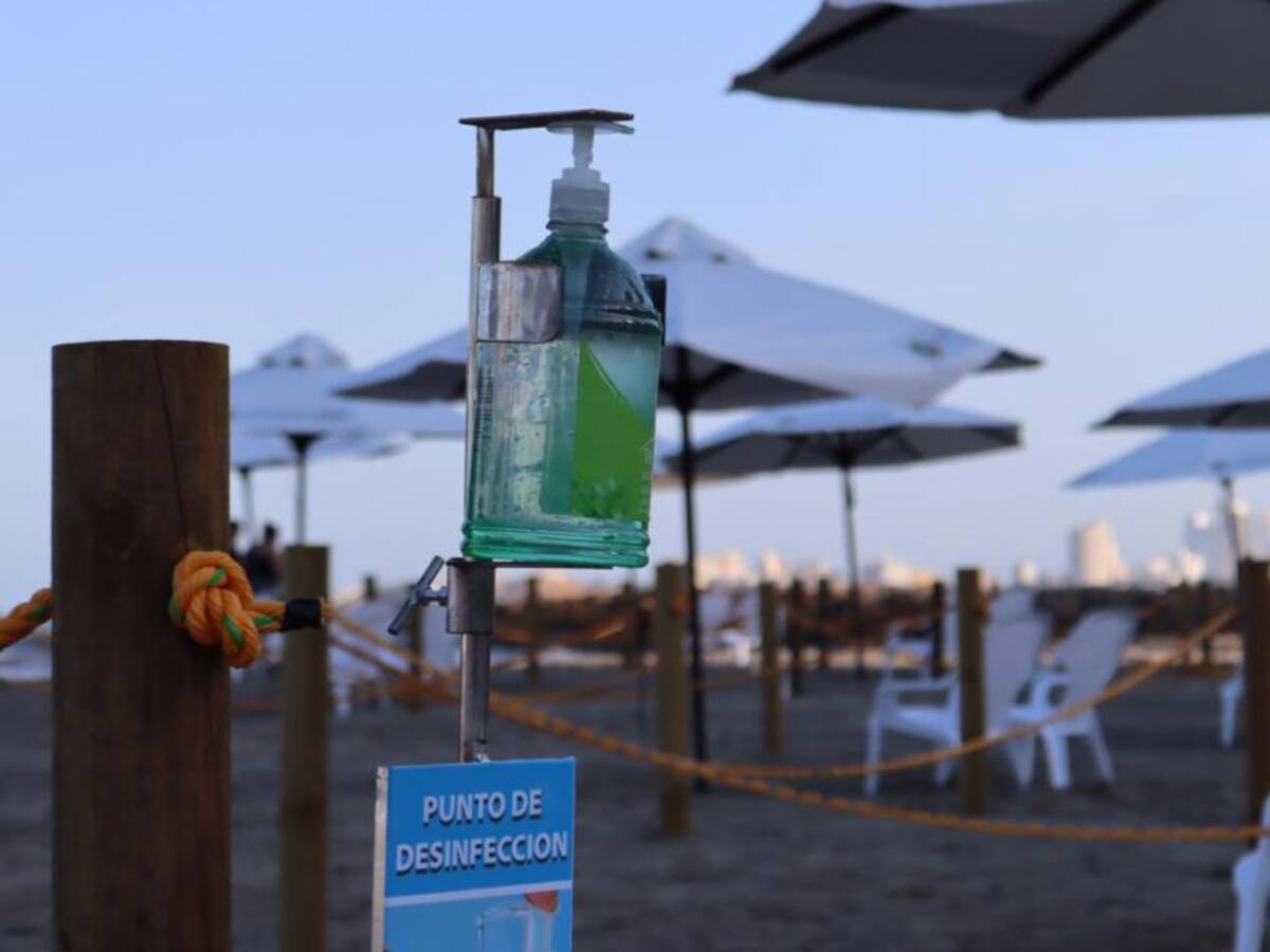 Capacitan en bioseguridad y sostenibilidad a 90 servidores turísticos