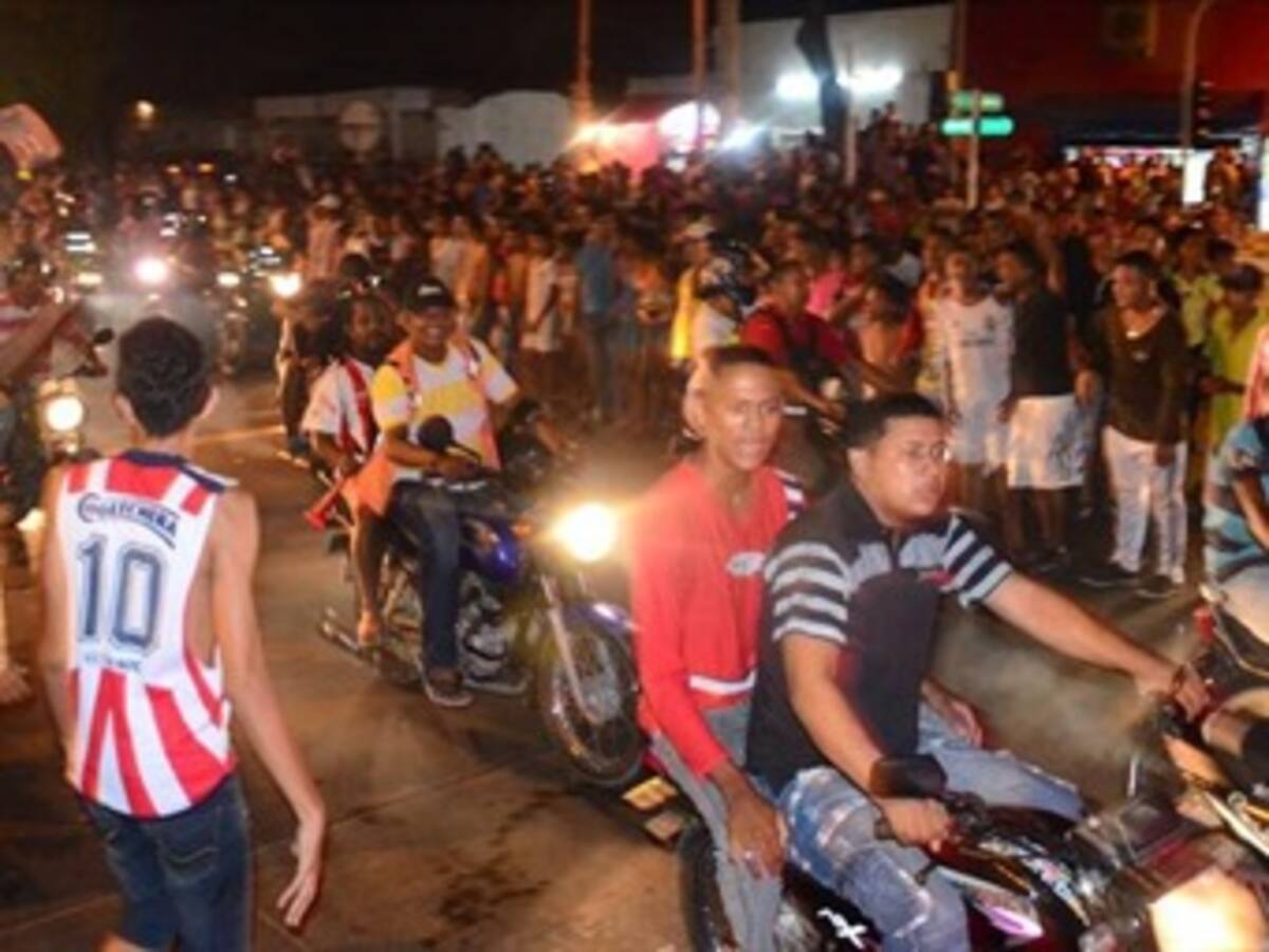 Barranquilla celebró falsa entrega del título del fútbol al Junior