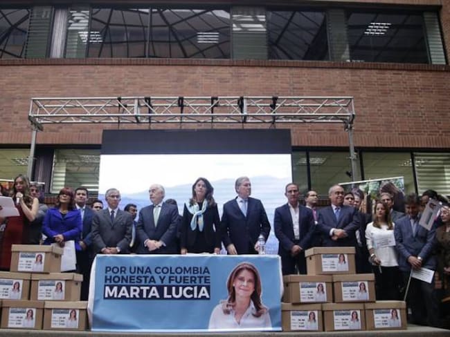 Marta Lucía Ramírez quiere ser la candidata de la coalición Uribe Pastrana