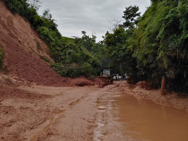 Fuertes lluvias ocasionaron inundaciones y deslizamientos en Antioquia