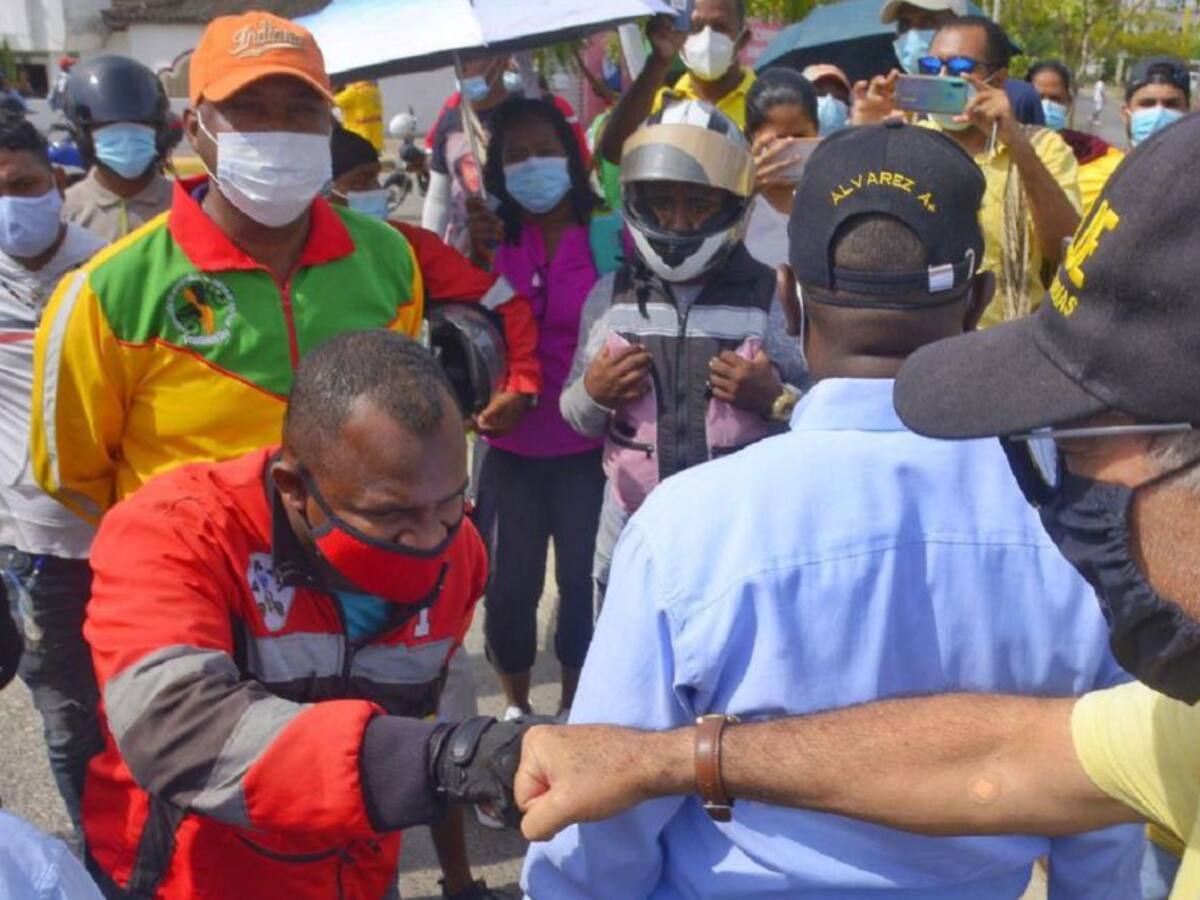 William Dau asistió a protesta pese a indagación de la Procuraduría