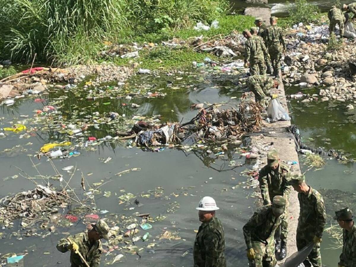40 toneladas de basura se extrageron del río del Oro en Neiva