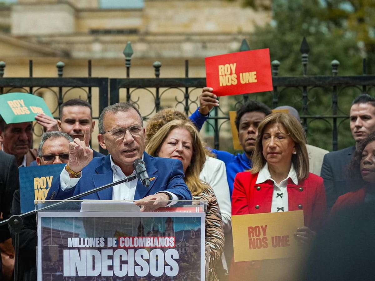 Roy Barreras apoyaría a Iván Cepeda en segunda vuelta, pero hace llamado a frenar la Constituyente
