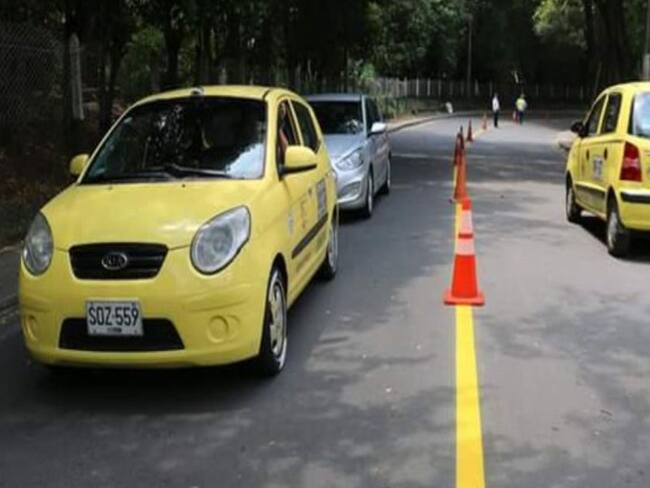 Taxistas de Floridablanca podrán transitar por todo el área metropolitana