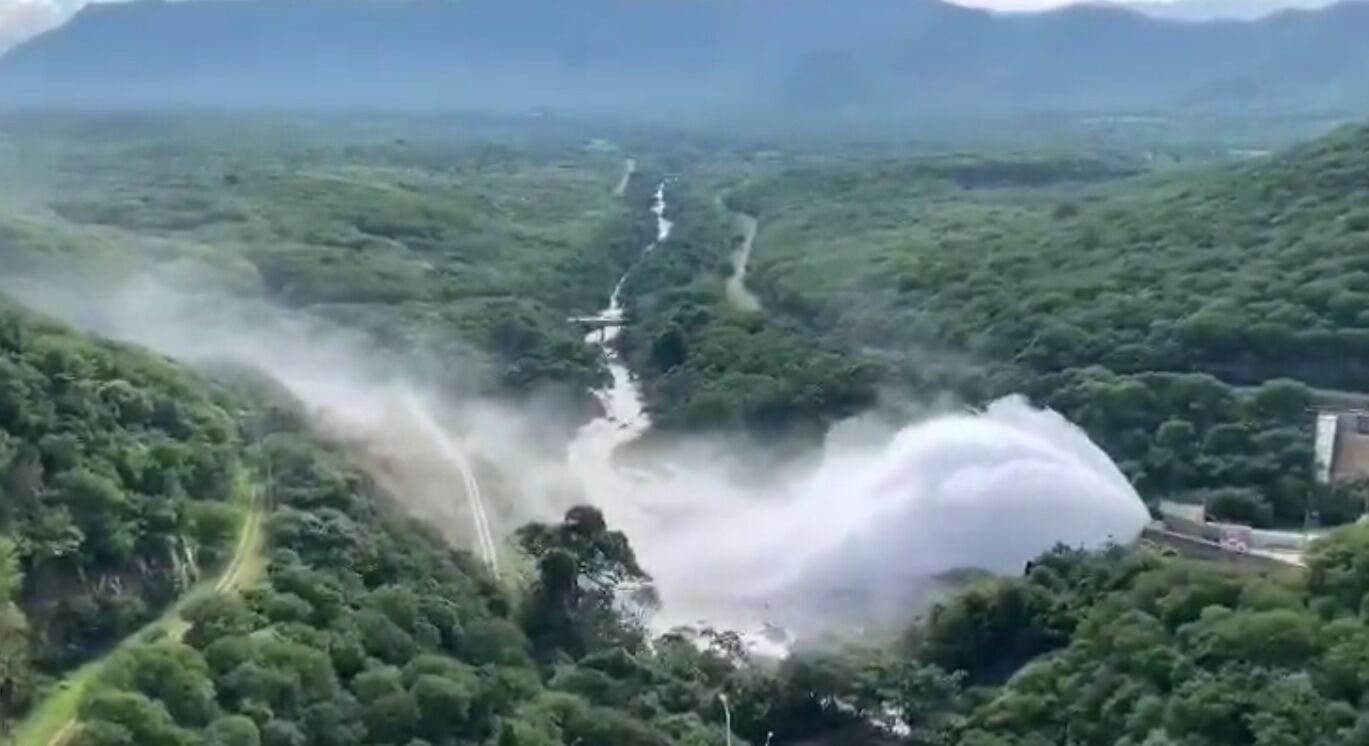 Foto: captura de pantalla video de X @madrinan_luis