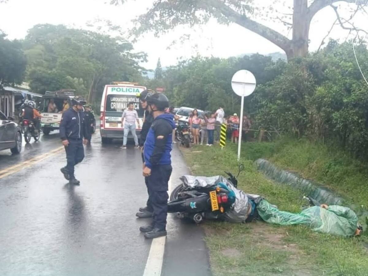 Sicarios asesinan a dos personas en vía del Huila