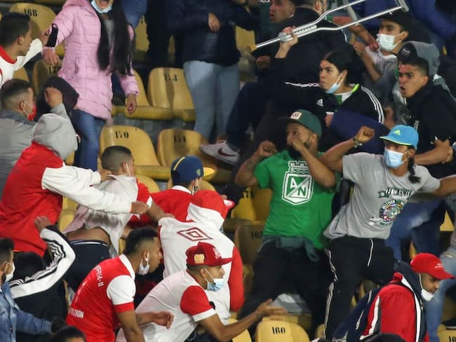 Violencia en el estadio Nemesio Camacho del Campín