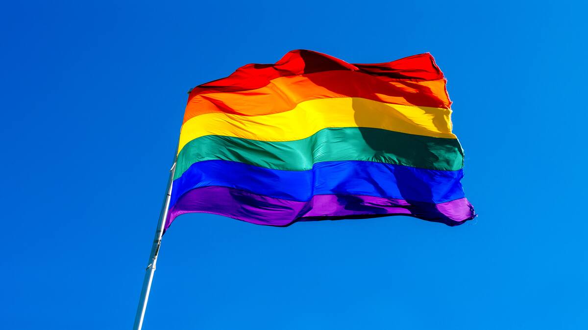 Discriminación hacia comunidad LGBTI al donar sangre enfrenta al MinSalud y al INS