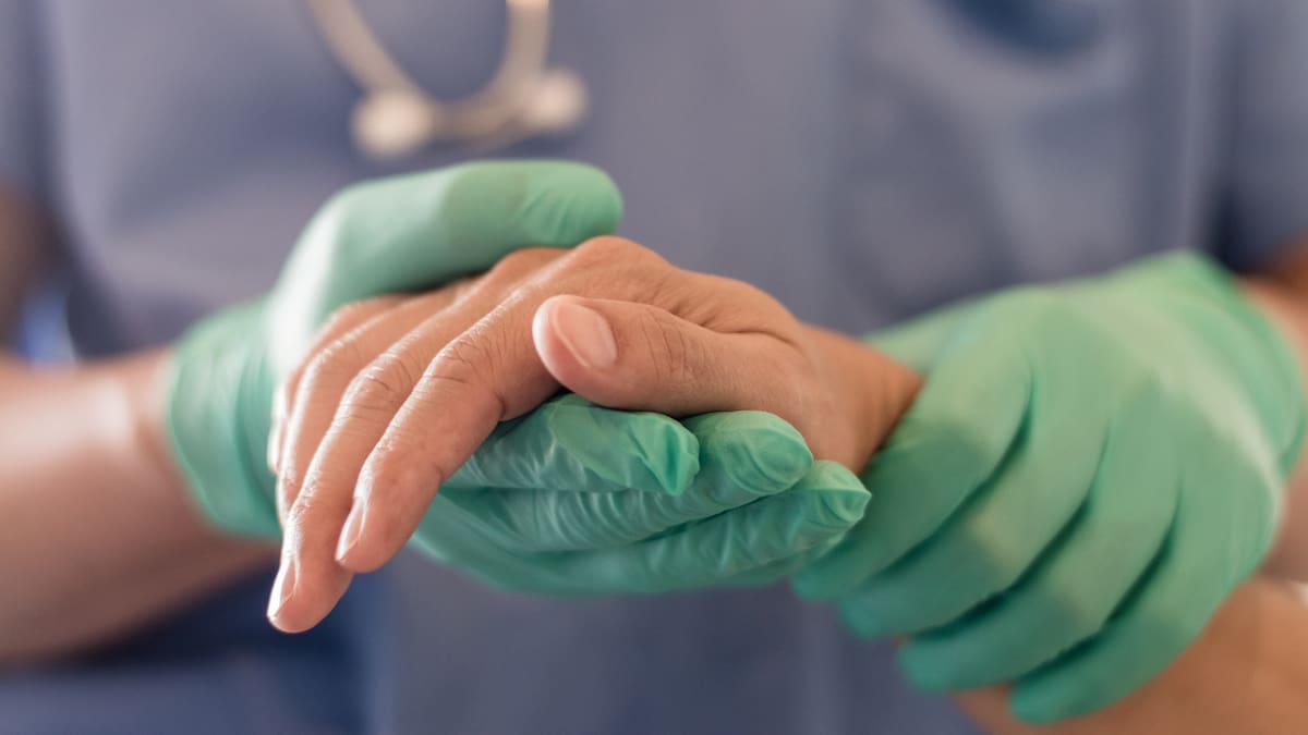 LUCAS CORREA DIRECTOR DE DESCLAB HABLA SOBRE LAS MODIFICACIONES QUE SE LE DEBE HACER AL PROYECTO DE LEY QUE BUSCA REGULAR LA EUTANASIA EN COLOMBIA