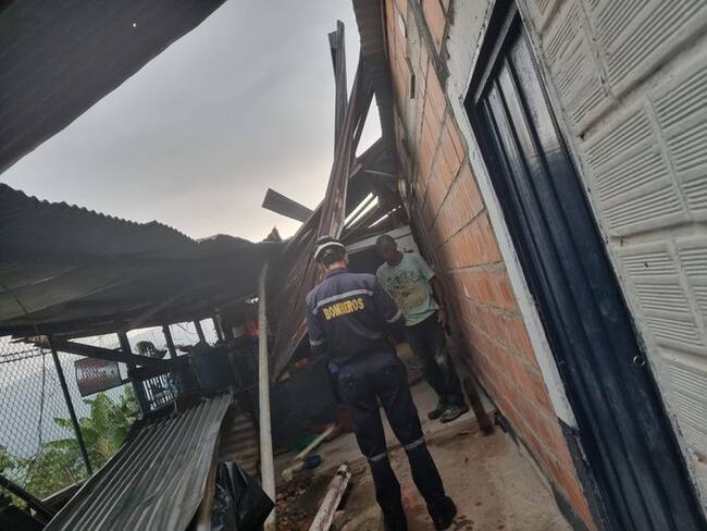 Fotografía: Unidad de Gestión del Riesgo de Caldas.  Techos de viviendas afectados por las lluvias