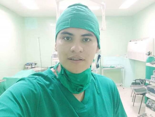 Leonel Martínez nunca recibió la convalidación de sus estudios de medicina que realizó en Cuba, según sus familiares.