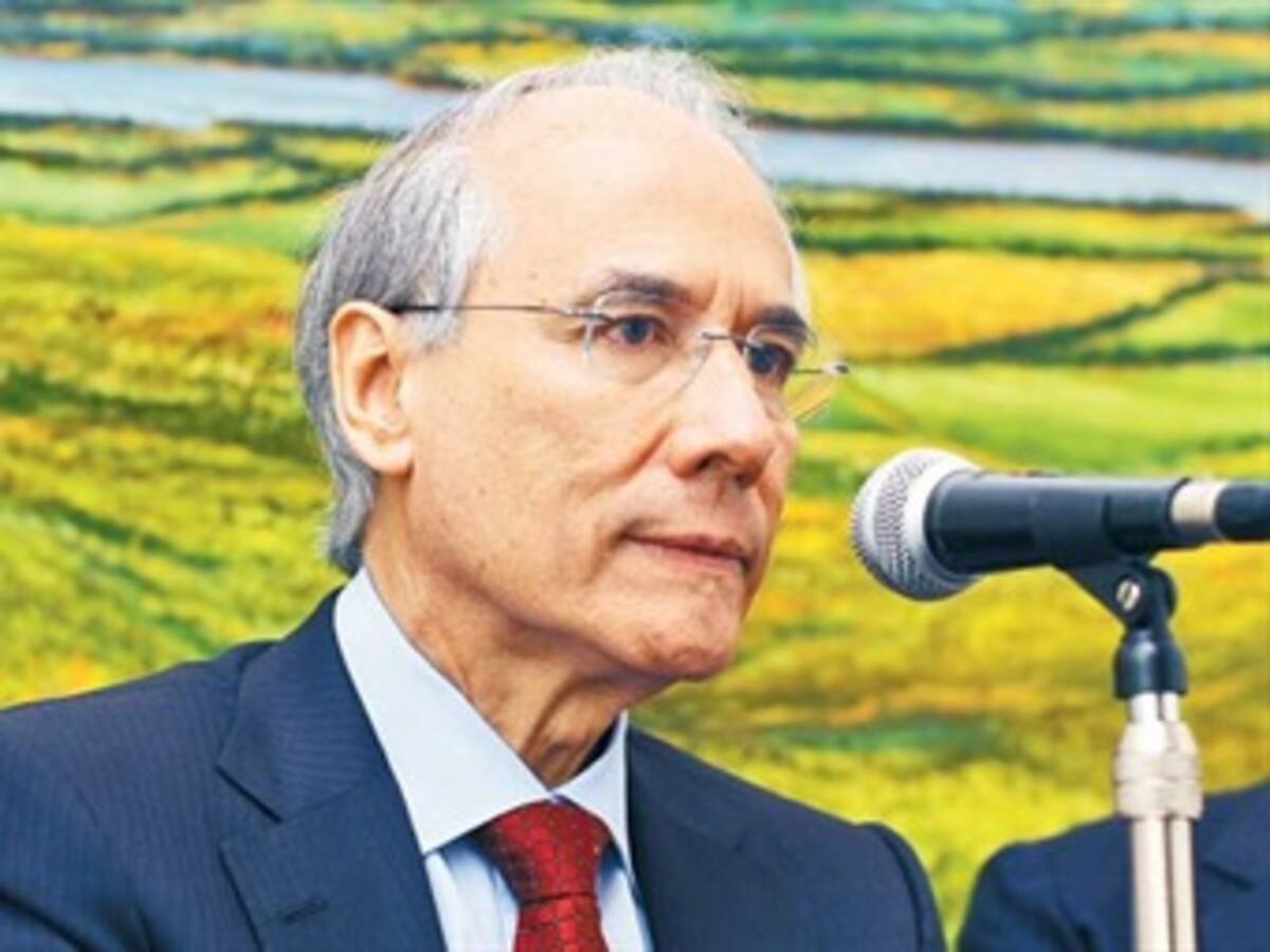 Gobierno anuncia adjudicación por subasta de 78 bloques petroleros para exploración