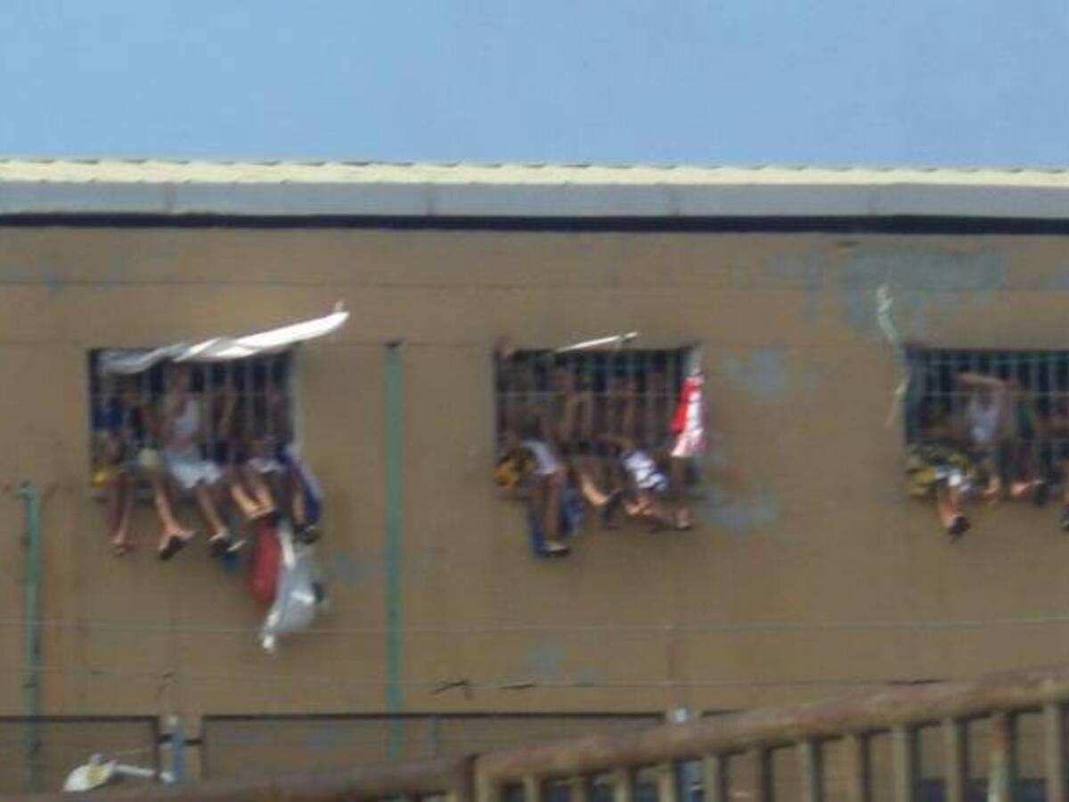 Denuncian que a presos con detención domiciliaria se les suspendió atención médica