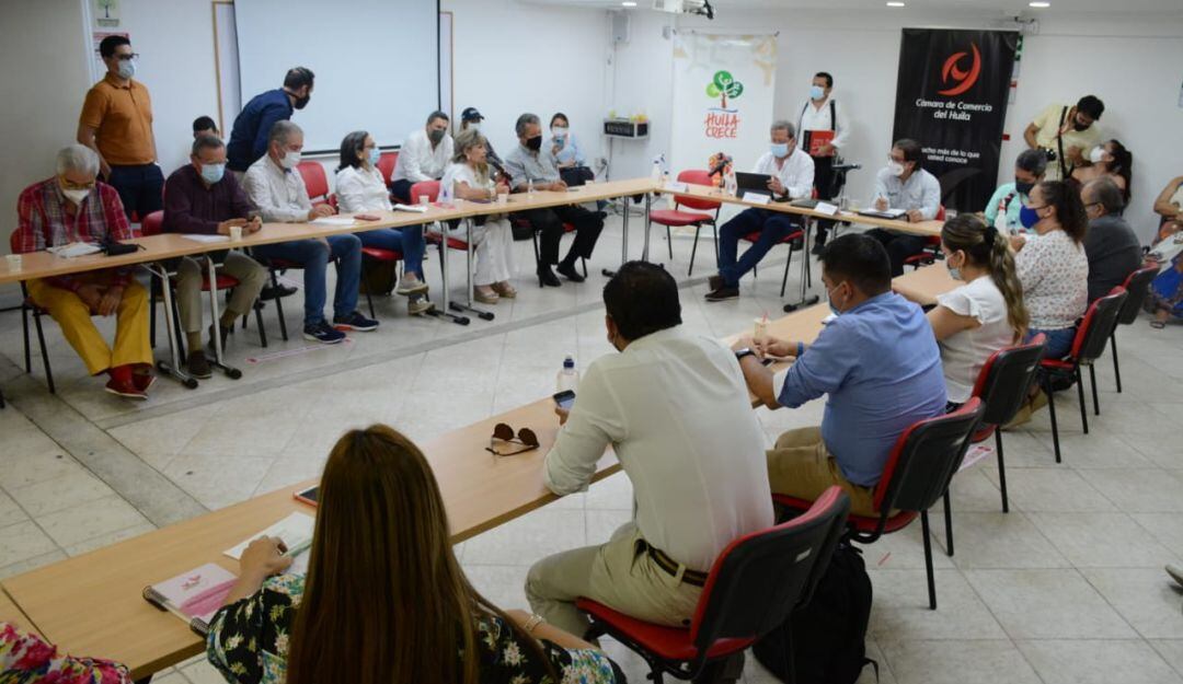 Sin avances diálogos frente al paro en el Huila