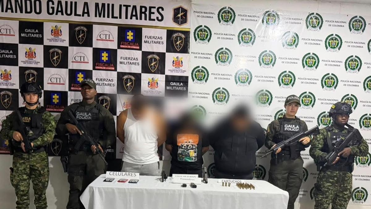 Capturados disidentes FARC que extorsionaban para dejar vivir a habitantes en sus propias viviendas