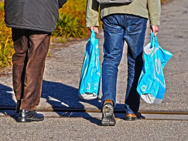 MinAmbiente destaca reducción del 30% en el consumo de bolsas plásticas