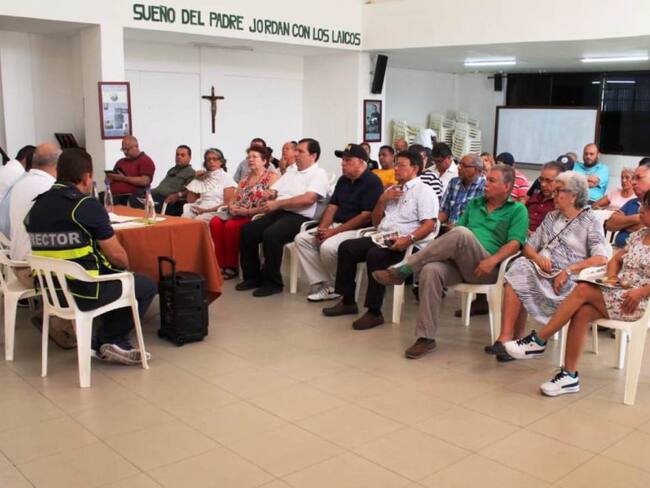 Realizan consejo comunitario en el barrio Manga de Cartagena