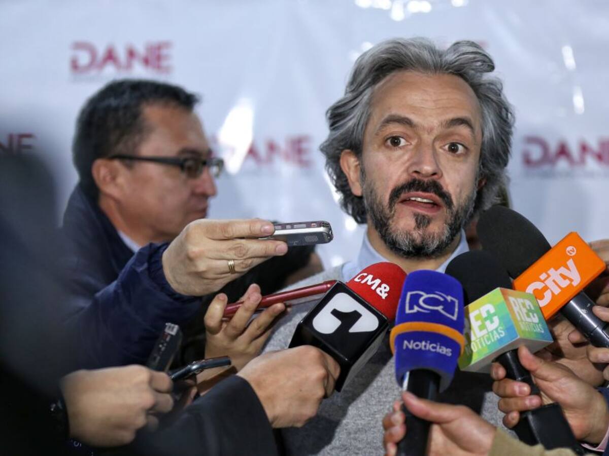 Desempleo en noviembre cayó al 10.8%, revela el DANE