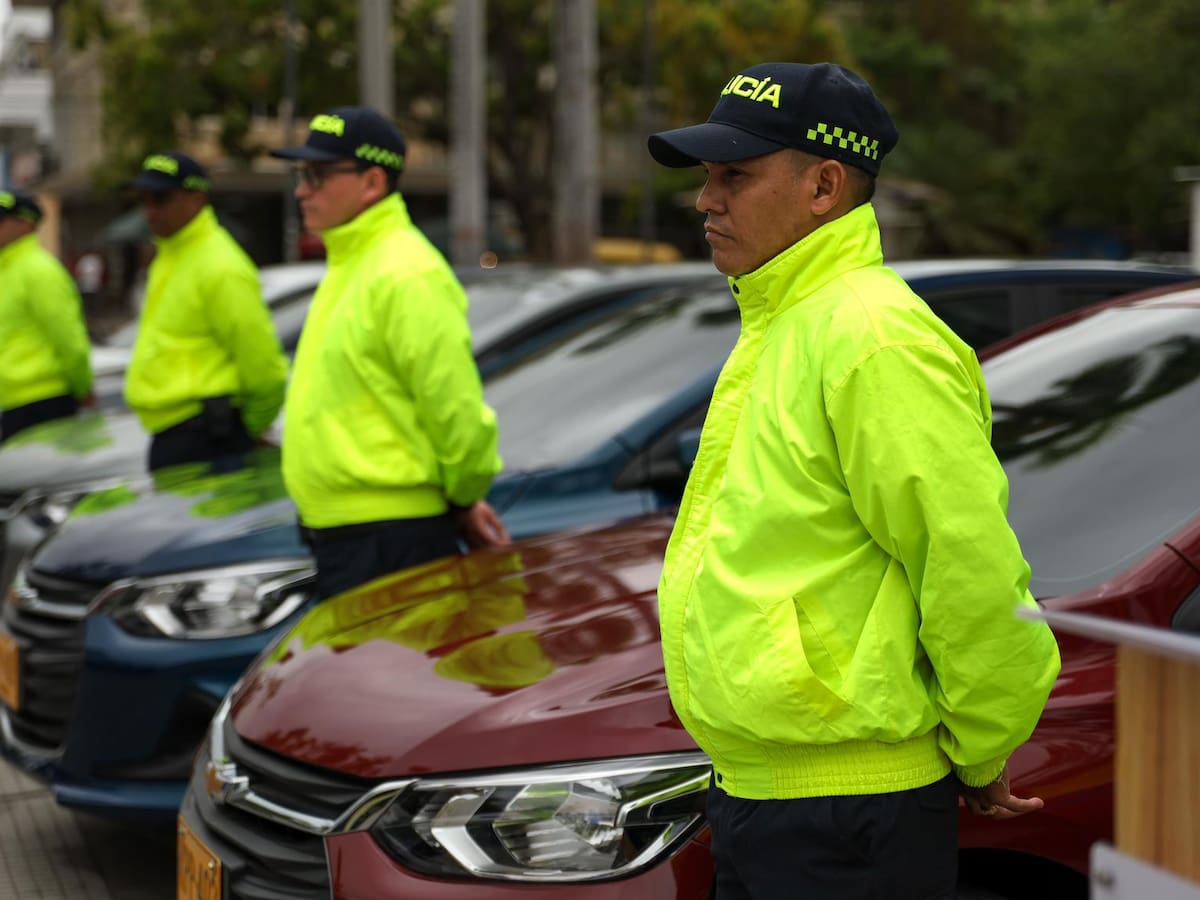 Entregan carros a la Policía de Montería para fortalecer labores de investigación criminal